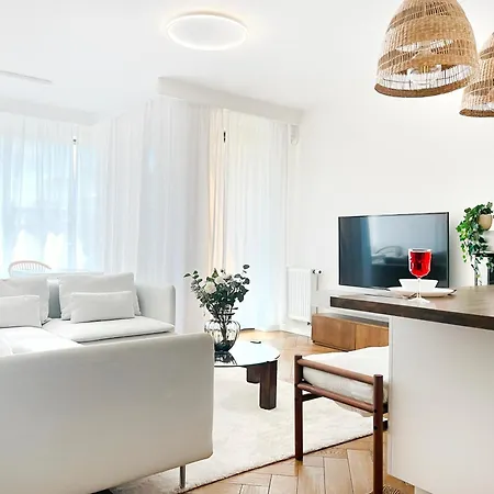 Premium Vistula Terraces Cracow Center Cracovia